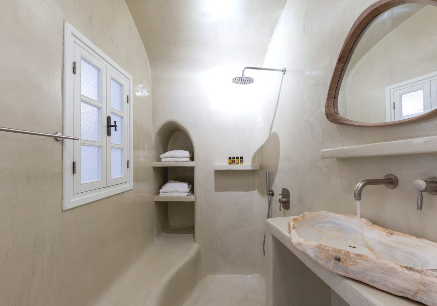 crown of fira santorini cave house bathroom 1