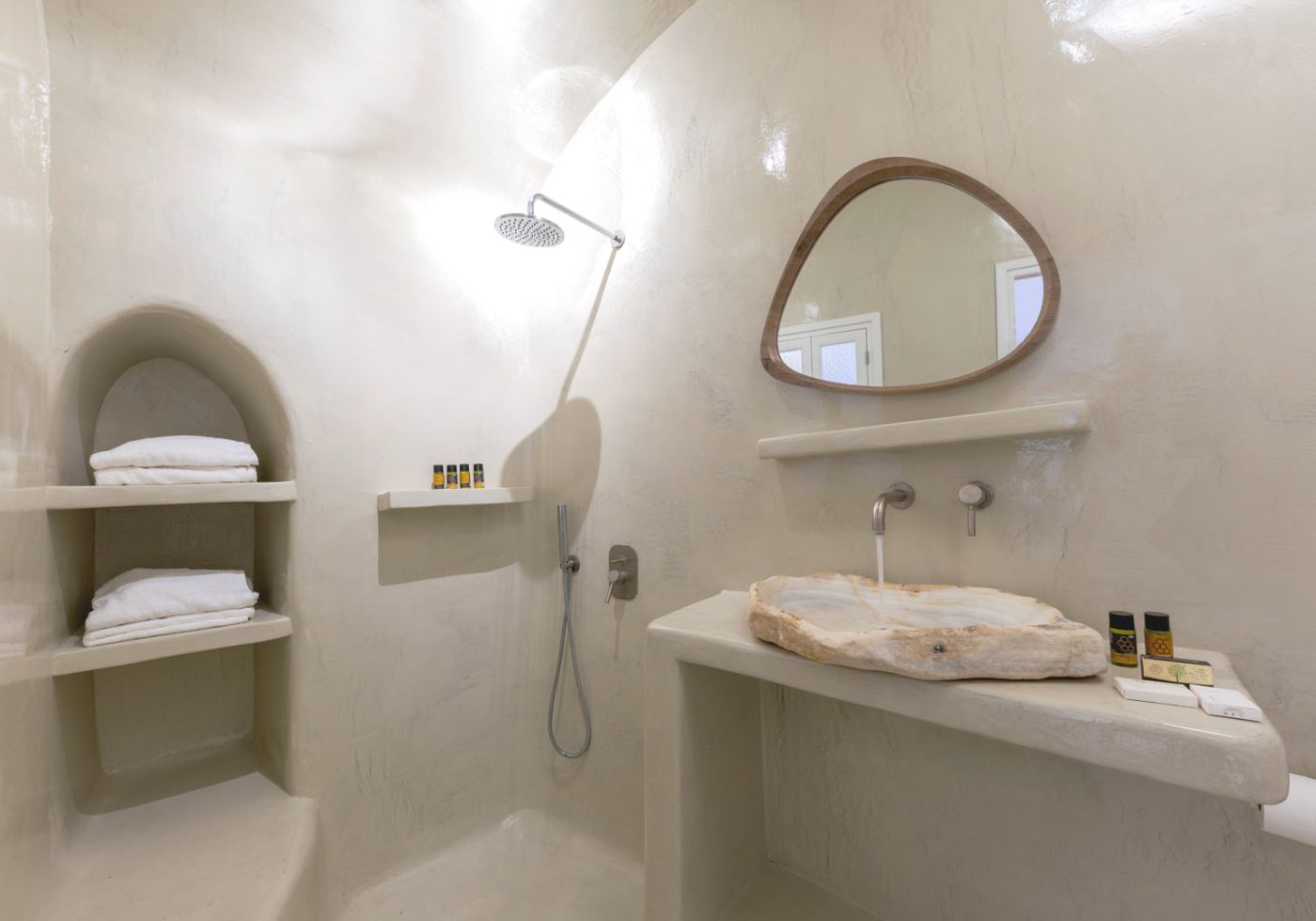 crown of fira santorini cave house bathroom 2