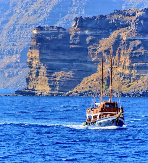 crown of fira santorini cave house for rent sailing